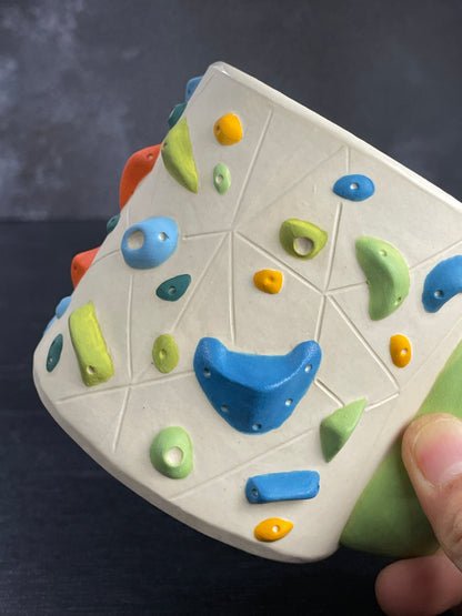 White Climbing Cup with Hold Handle - GREEN