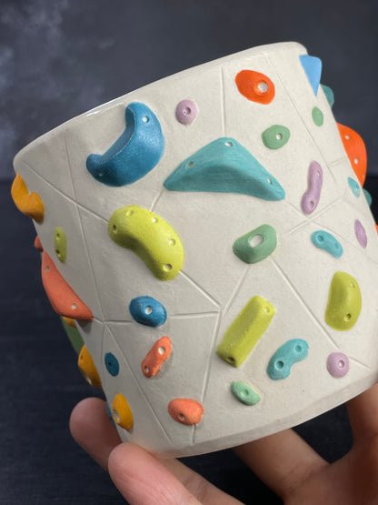 White Climbing Cup with Hold Handle - GREEN