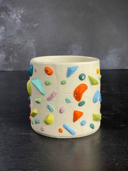 White Climbing Cup with Hold Handle - GREEN