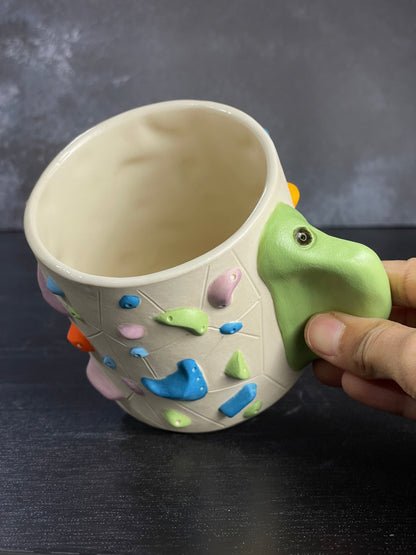 White Climbing Cup with Hold Handle - GREEN