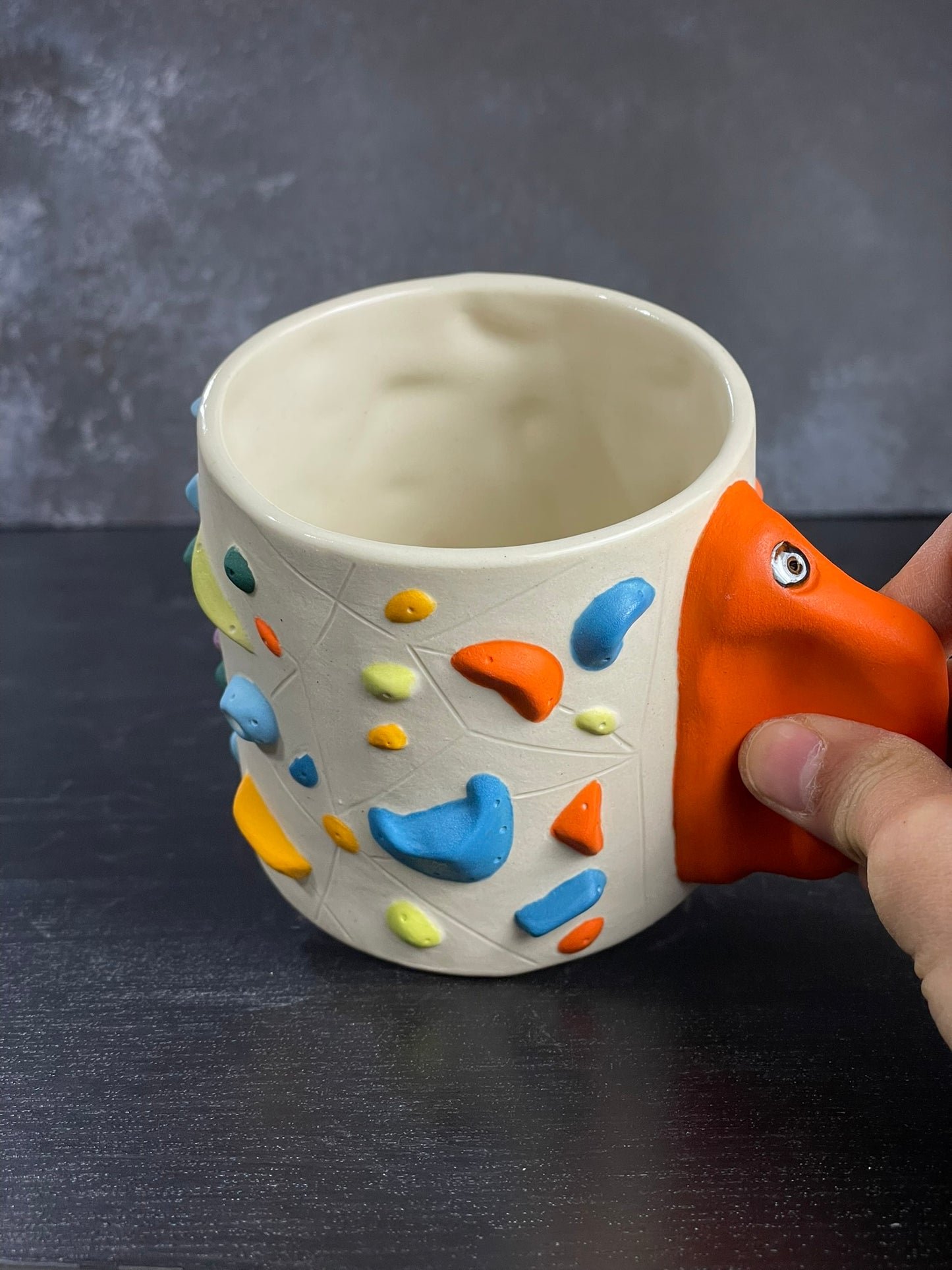 Detailed Holds - White Climbing Cup with Hold Handle - RED 12oz