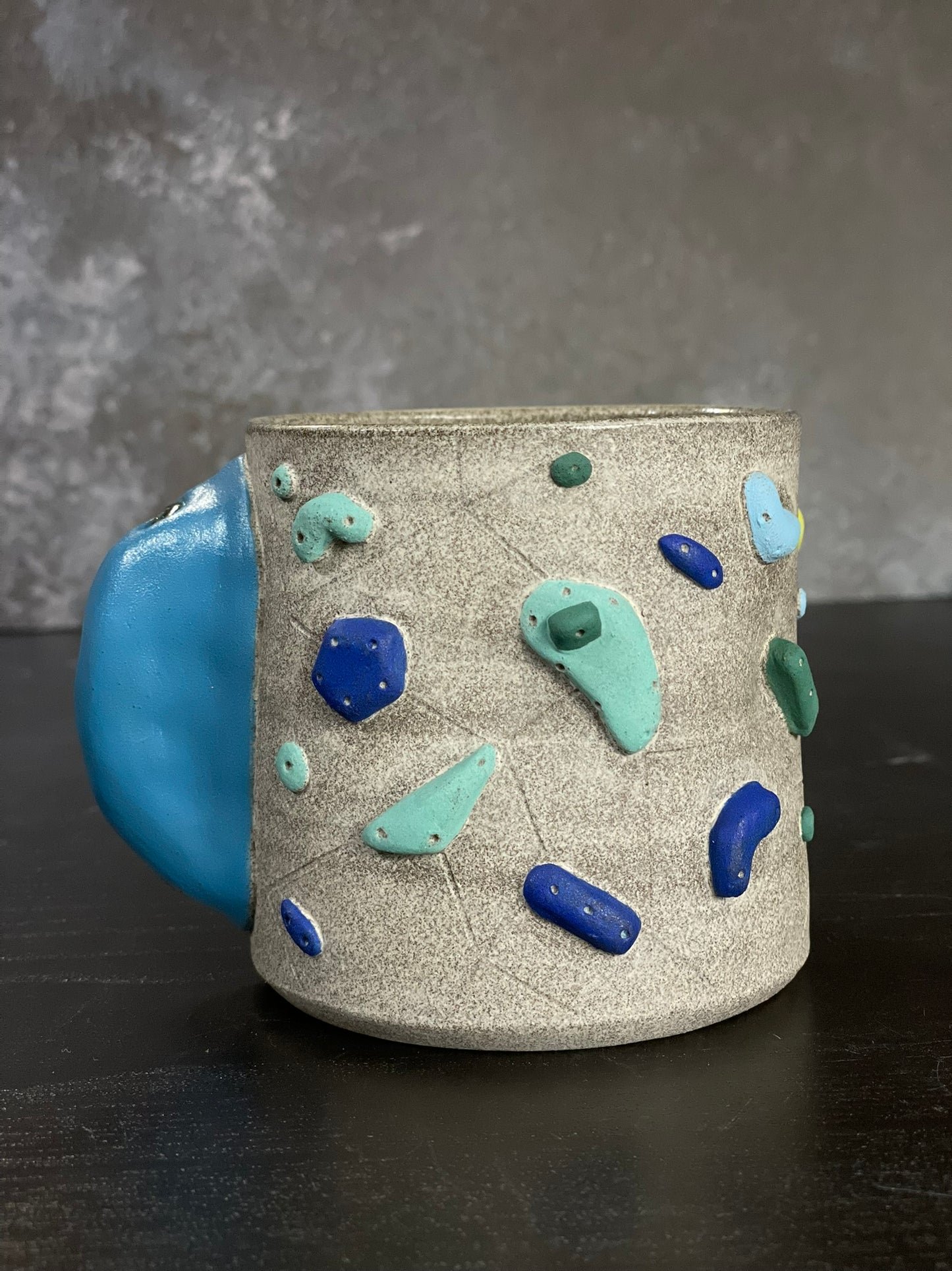 Granite Climbing Cup with Hold Handle 11-15oz - Handsculpted